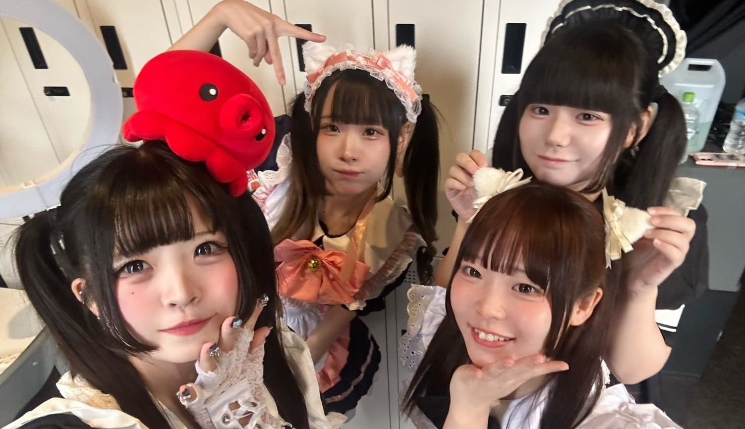 New Artist: Marionette in the Mirror